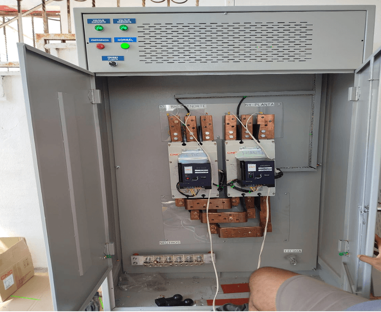 Ventas de paneles de transferencia hasta 2000 amperes en baja tension